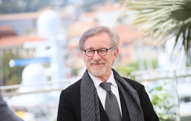 Steven Spielberg and his wife donated a million dollars to help Ukraine