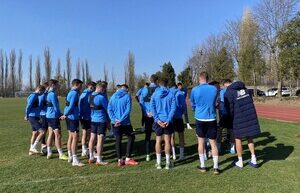 At the Dynamo training, Lucescu called on the players to follow the example of the Armed Forces