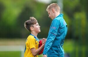 Zinchenko met with 10-year-old Ukrainian refugee at Manchester City