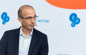 Yuval Noah Harari: Putin's fiasco is in the interests of everyone on Earth