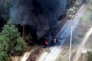 Mykolaiv paratroopers destroy the Russians with their own cannon: a vivid video